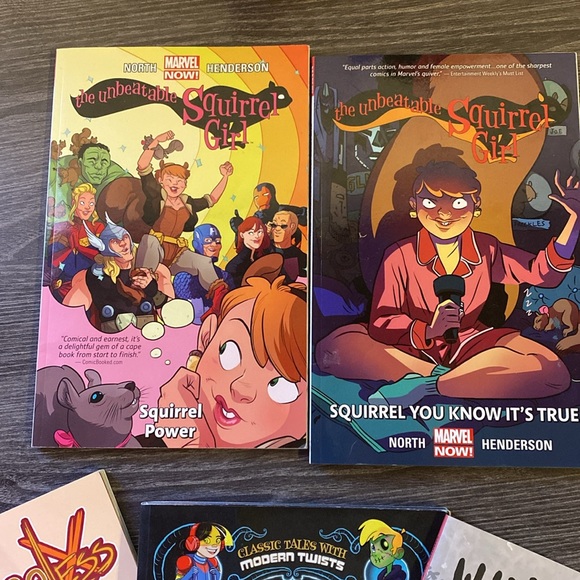 Teen girl graphic novel bundle - Picture 2 of 12